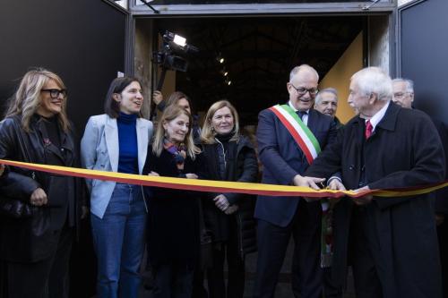 55 BERLINGUER opening ph.Monkeys-Video-Lab